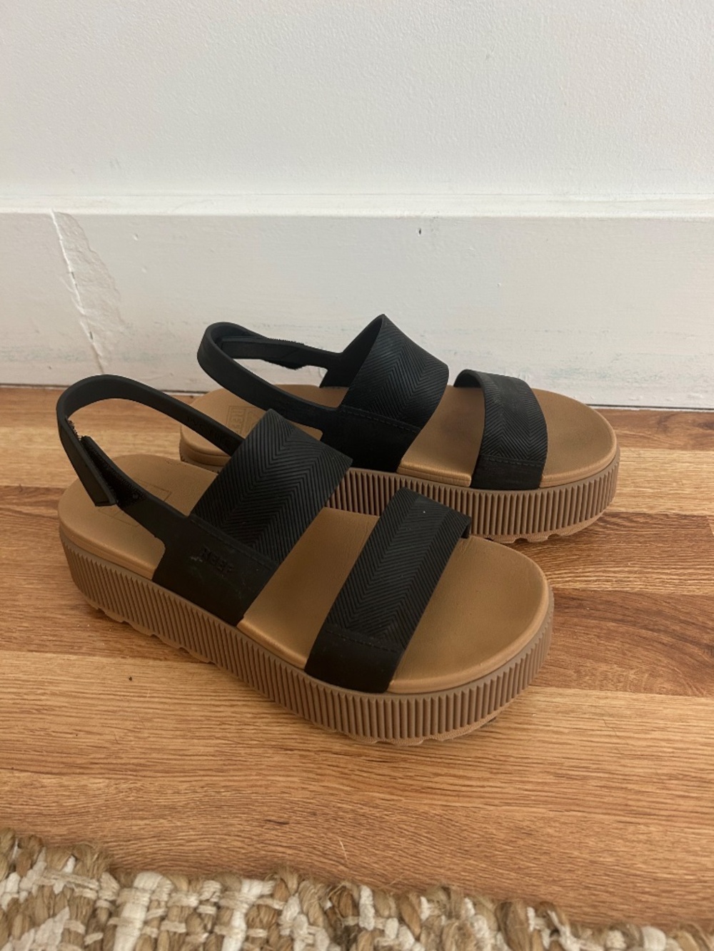 Reef platform sandals - Picture 2 of 4